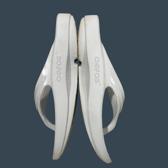 Oofos Ooriginal Thong Sandals Womens Size W7 EU 38 White Recovery Flip Flops - Picture 3 of 7